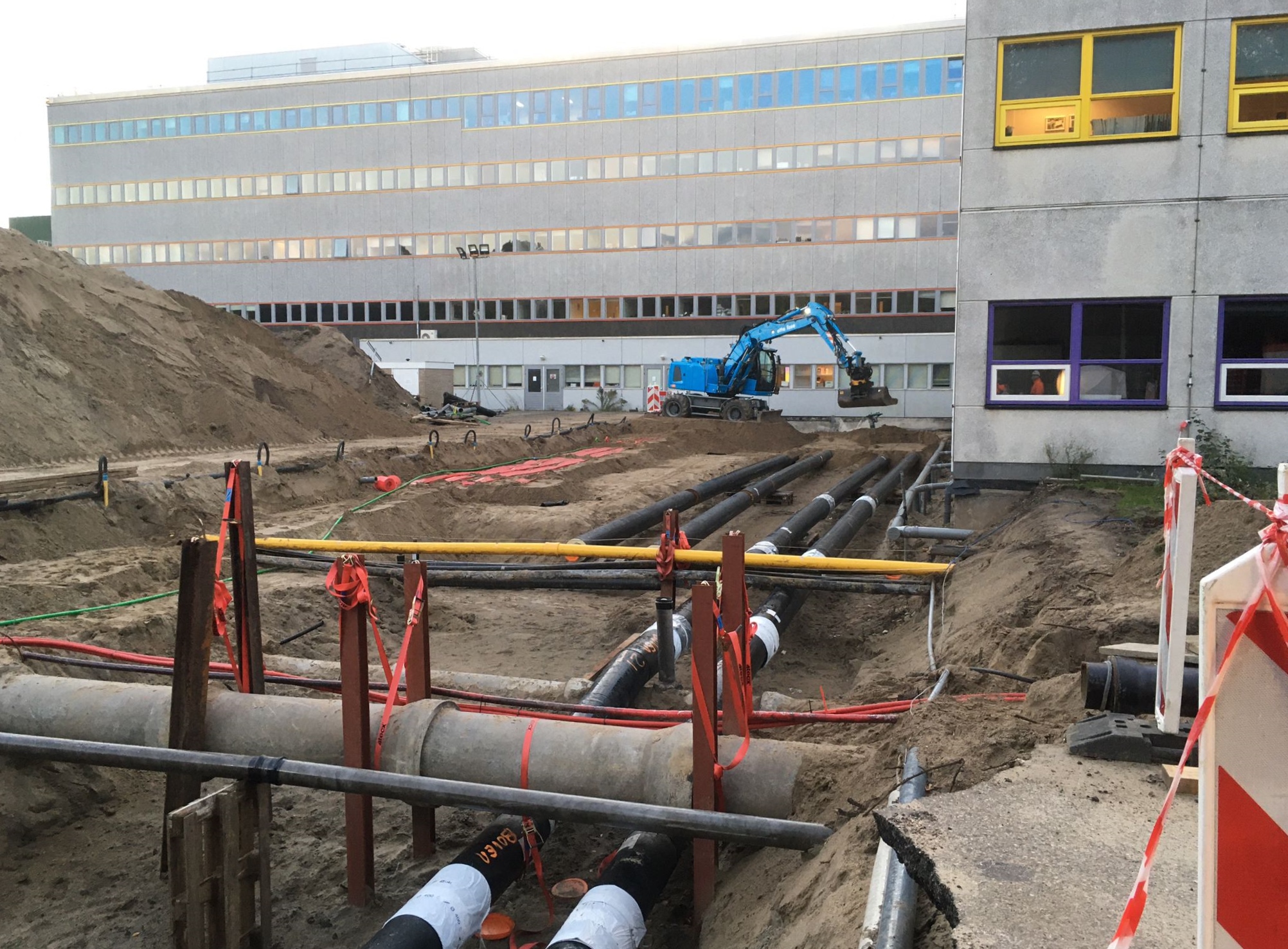 Grondwerk leidingen ESA Hertz 26-10 AO